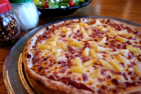Dare Devil's Pizzeria, 50% Off Customer Appreciation Days