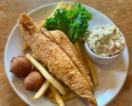 Mulligan's Grille, Friday Night Fish Fry