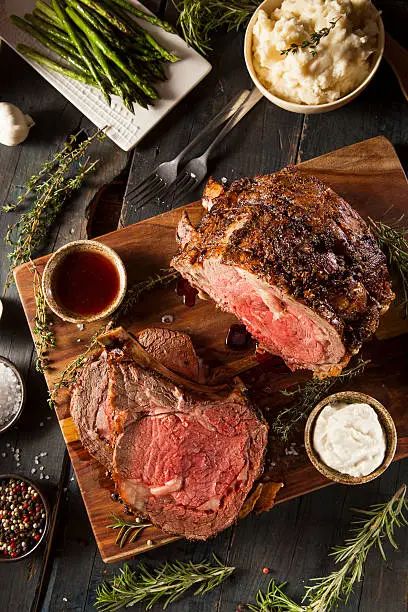 Shipwrecks Taphouse & Grill, Thursday: Prime Rib Night