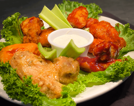 The Froggy Dog Restaurant & Pub, Sunday Pub Specials: 75-Cent Wings