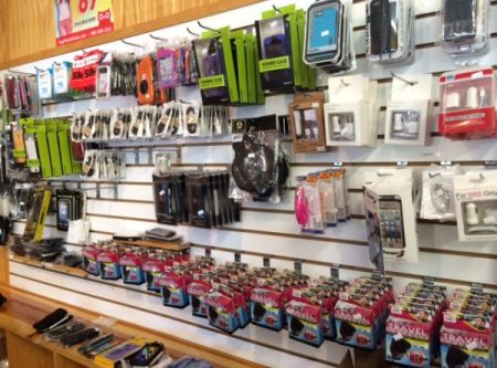 Cell Phone Accessories Breeze Thru Avon Outer Banks Shopping