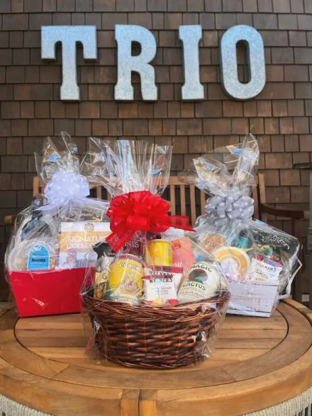 TRiO Restaurant & Market, Holiday Gift Baskets