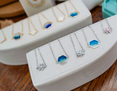 Marsh Fox Market, Jewelry