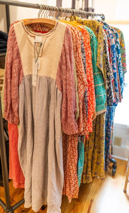 Nest, Ninaleuca Dresses