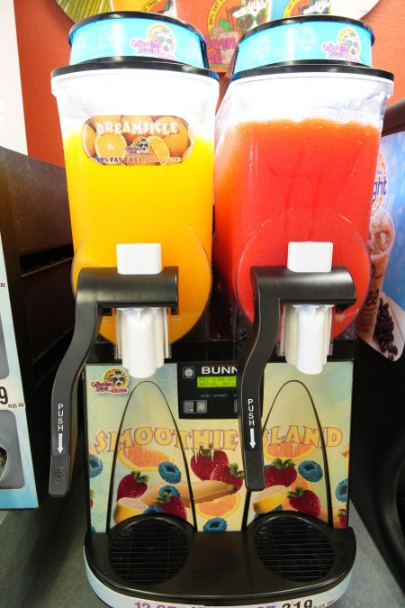 Askins Creek Store — The Avon BP, Smoothies and Sweet Treats