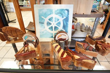 Askins Creek Store — The Avon BP, Handcrafted Wooden Souvenirs