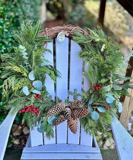 Twigs & Twine, Handmade Fresh Wreaths for a Limited Time