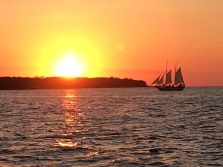Crystal Dawn Head Boat Fishing and Evening Cruise, Roanoke Island Sunset Cruises