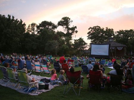 Duck Town Park, Movies on the Green