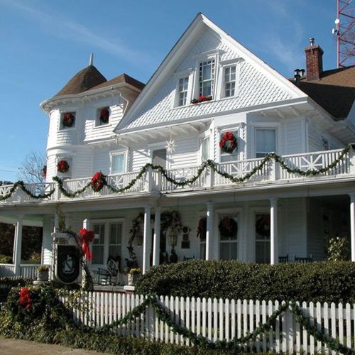 It's Time to Buy Tickets for the Manteo Preservation Trust Holiday Tour