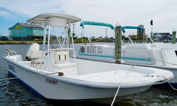 17 ft. Outboard Boat Rental | Fishing Unlimited Outer Banks Boat